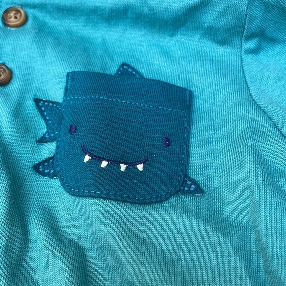 NWT- Carter's Baby Boys Shark Romper Size 18M - Picture 2 of 11